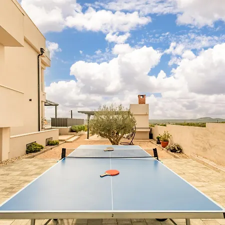 Villa Katarina With Pool And Jacuzzi