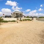 Villa Katarina With Pool And Jacuzzi